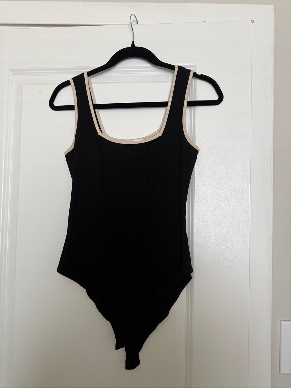 Scoop Neck Ribbed Black Bodysuit with Contrast Trim